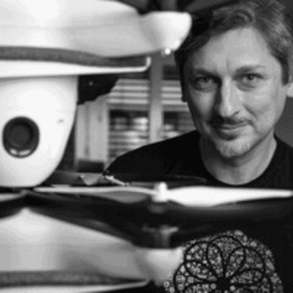 Alex Pachikov